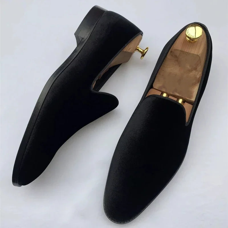 Men Loafers Shoes Suede Low-heeled Solid Color Comfortable Casual Retro Wear Fashion Everyday All-match Classic Shoes