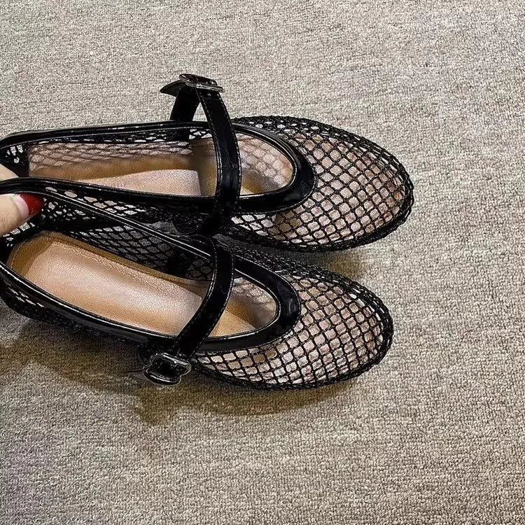 Summer Mesh Hollow Sandals Women Flats Shallow 2024 New Beach Shoes Comfort Retro Female Flat shoes