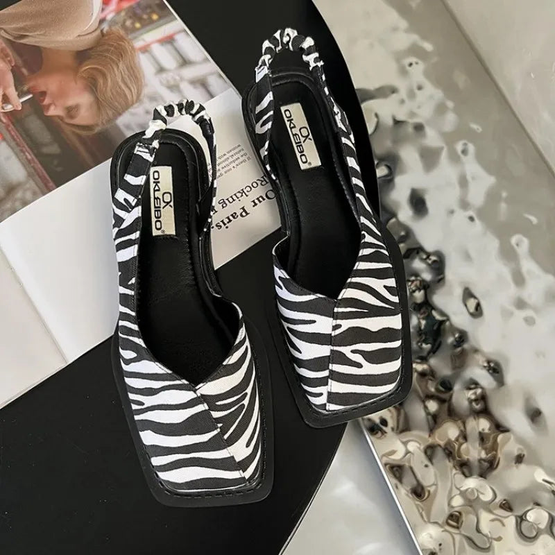 New Summer Elegant Ladies Sandals 2024 Fashion Ladies Elastic Band Flat Heel Women Shallow Party Shoes Square Heel Square Toe