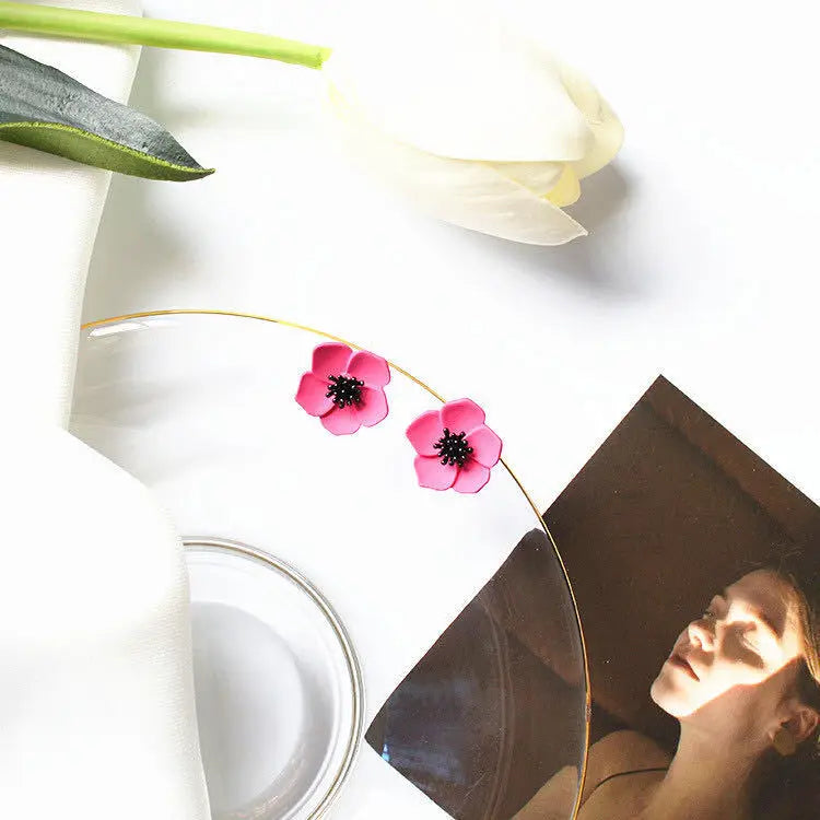 Super Fairy Red Flower Earrings Petal Temperament Korea Personality Joker Small Simple Cold Wind Earrings Female Tide