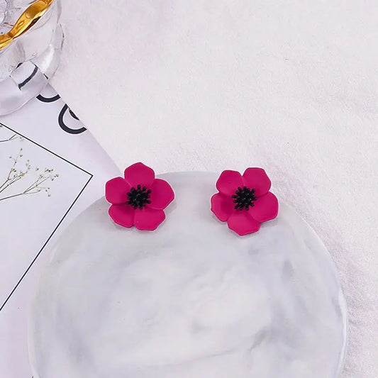 Super Fairy Red Flower Earrings Petal Temperament Korea Personality Joker Small Simple Cold Wind Earrings Female Tide