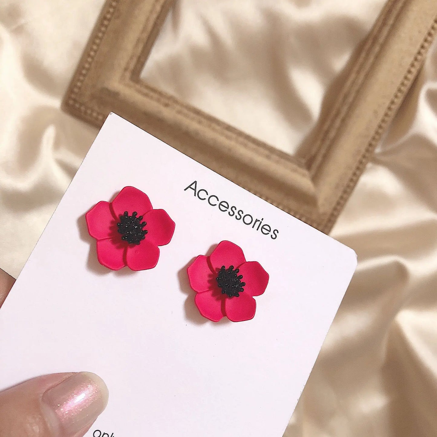 Super Fairy Red Flower Earrings Petal Temperament Korea Personality Joker Small Simple Cold Wind Earrings Female Tide