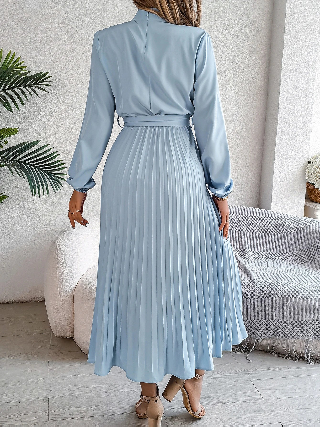 Elegant Solid Color Mock Neck Long Sleeve Belted A-line  Pleated Dress, Women's Clothing