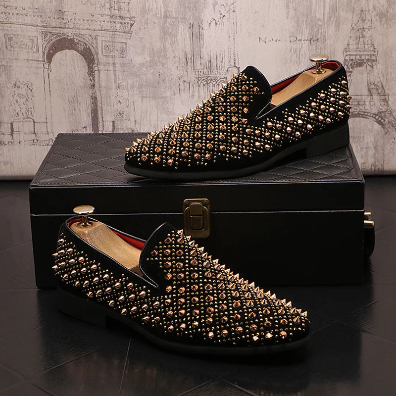 Luxury Brand Men's Fashion Rivets Shoes Black Punk Flats Loafers Men Handmade Spiked Man Party Wedding Shoes Soft Moccasins