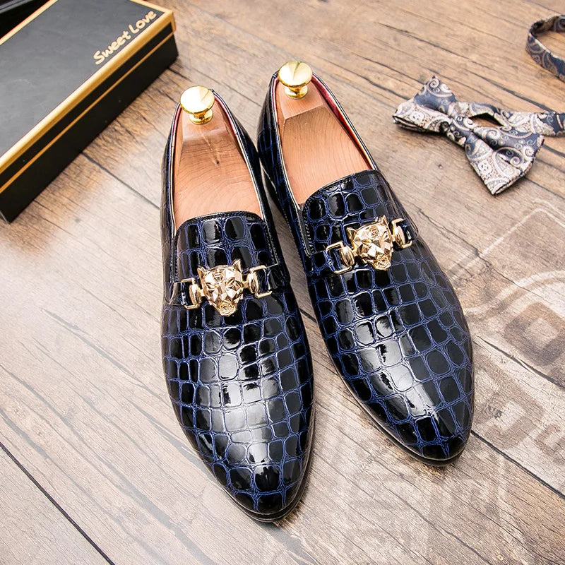 Black men's leather shoes designer loafers pointed toe brogues business men's formal wear brand shoes high quality men's shoes