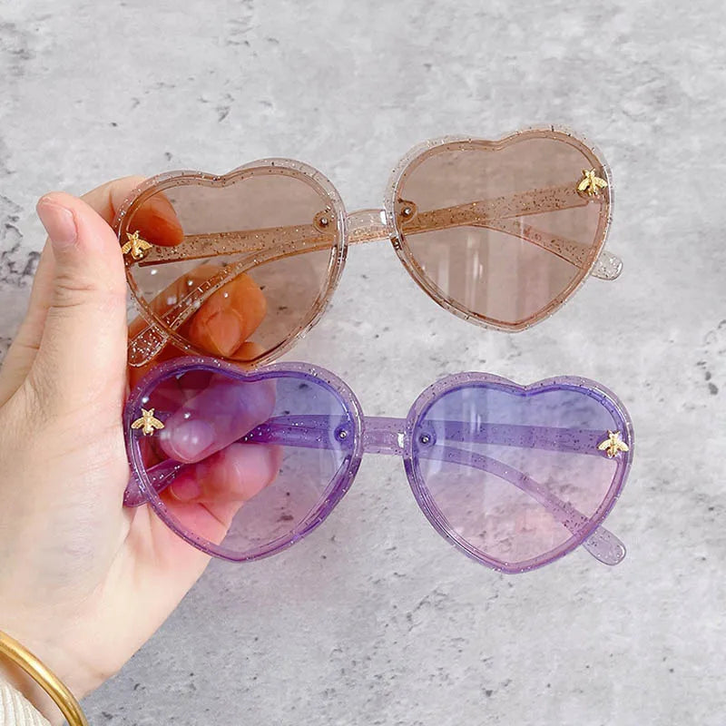 Fashion Brand Heart Kids Sunglasses 2024 New Children Cute Pink Cartoon Bee Sun Glasses Girls Boys Baby Gradient Eyewear