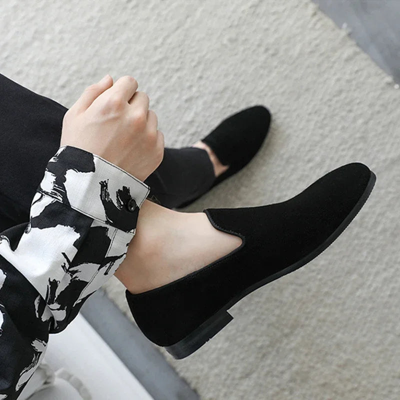 Men Loafers Shoes Suede Low-heeled Solid Color Comfortable Casual Retro Wear Fashion Everyday All-match Classic Shoes